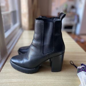 Tory Burch platform Chelsea boots